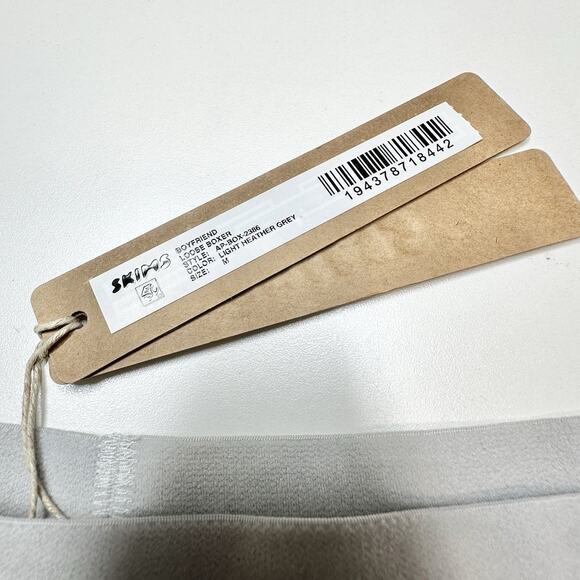 Skims Boyfriend Loose Boxer in Light Heather Grey Size M “Measurements Included” - Picture 2 of 5